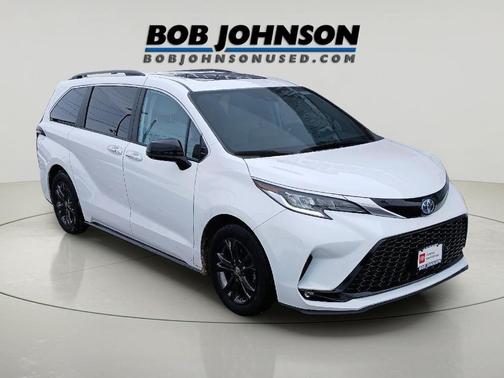 2024 Toyota Sienna XSE 7 Passenger