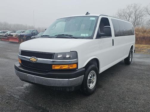 2025 Chevrolet Express 3500 RWD 3500 Extended Wheelbase LT