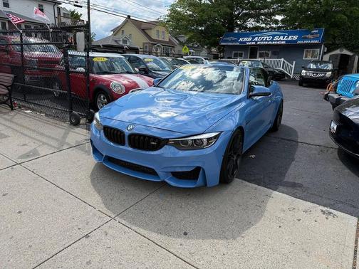 Yas Marina Blue Metallic 2015 BMW M4 Base