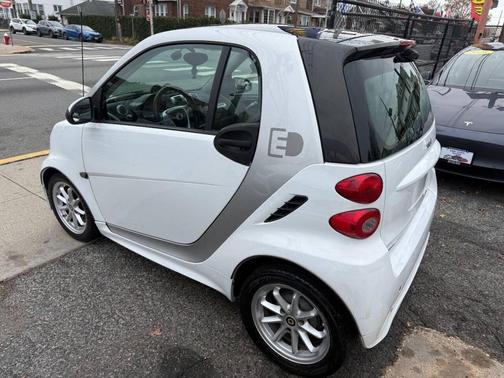 2015 smart ForTwo Electric Drive Base 2dr Hatchback