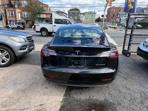 2018 Tesla Model 3 Performance