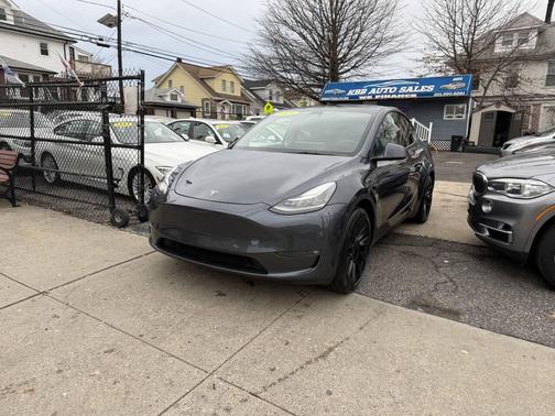 2021 Tesla Model Y Long Range Dual Motor All-Wheel Drive