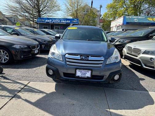 2013 Subaru Outback 2.5i Premium