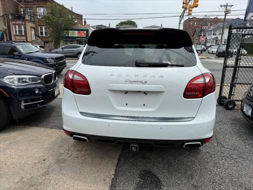 2013 Porsche Cayenne S