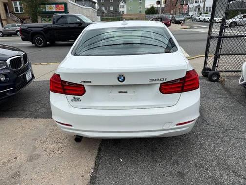 2015 BMW 320 i