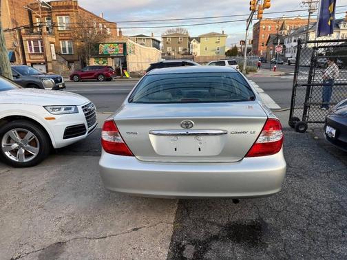 2002 Toyota Camry LE