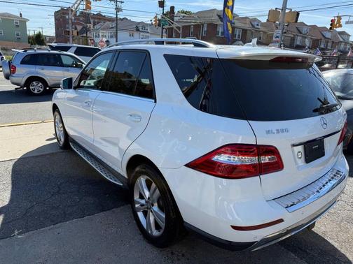 2015 Mercedes-Benz M-Class ML 350 4MATIC AWD 4dr SUV