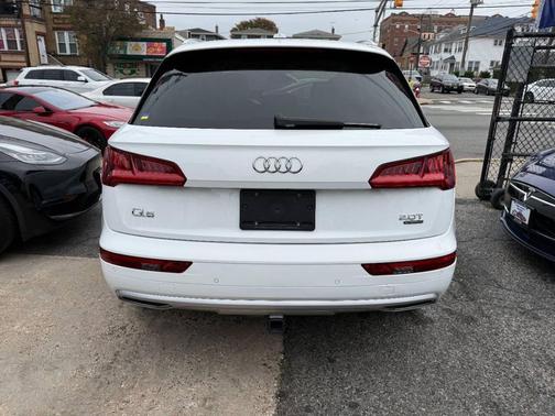 2018 Audi Q5 2.0T Summer of Audi Premium