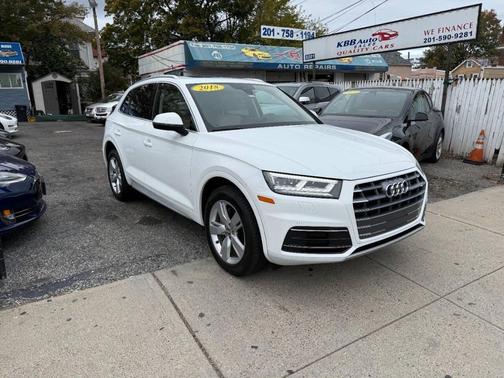2018 Audi Q5 2.0T Summer of Audi Premium