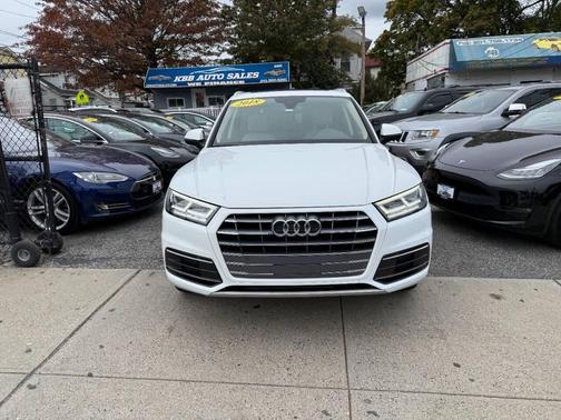 2018 Audi Q5 2.0T Summer of Audi Premium