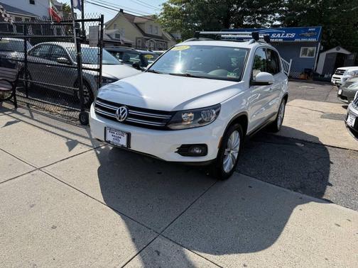 2012 Volkswagen Tiguan SE