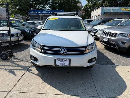 2012 Volkswagen Tiguan SE