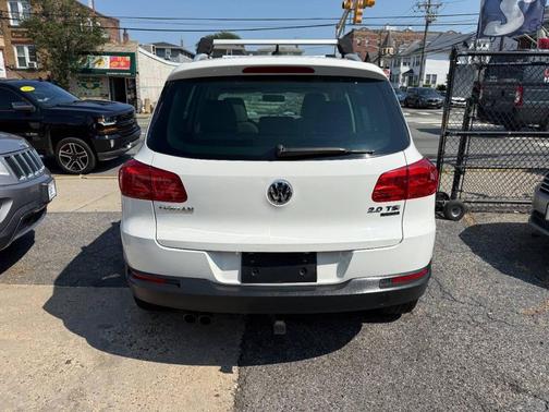 2012 Volkswagen Tiguan SE