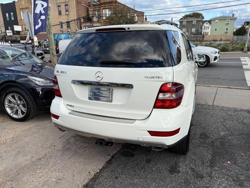 2011 Mercedes-Benz M-Class ML 350 BlueTEC AWD 4MATIC 4dr SUV