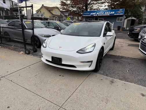 2020 Tesla Model 3 Long Range