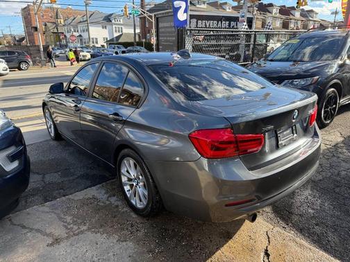 2016 BMW 320 i