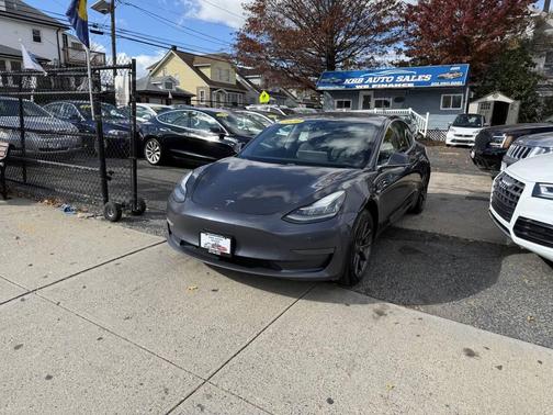 2020 Tesla Model 3 Standard Range Plus