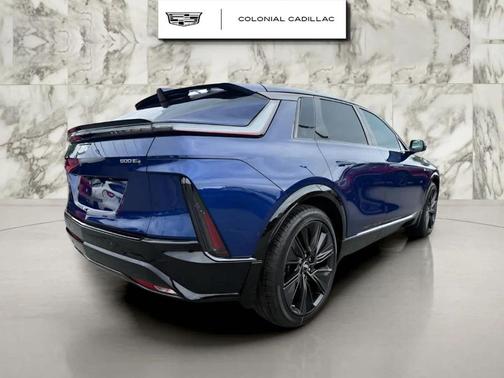 2024 Cadillac LYRIQ Sport