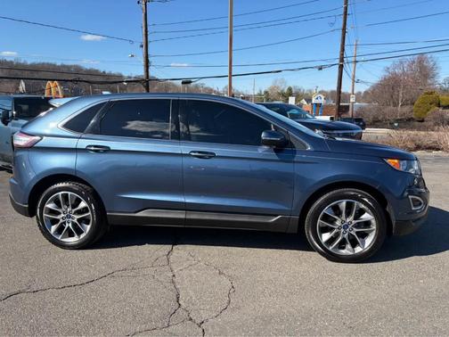 Blue Metallic 2018 Ford Edge Titanium