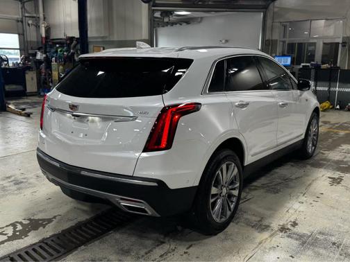 2024 Cadillac XT5 Premium Luxury