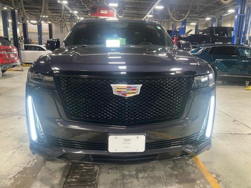 2022 Cadillac Escalade ESV Sport