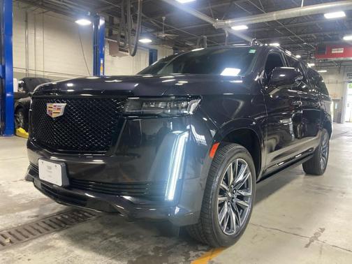 2022 Cadillac Escalade ESV Sport