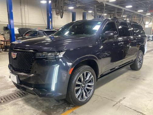 2022 Cadillac Escalade ESV Sport