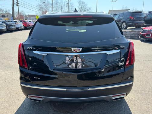 Stellar Black Metallic 2025 Cadillac XT5 Premium Luxury