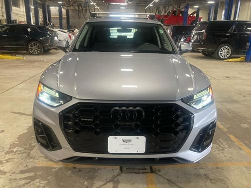 2023 Audi Q5 45 S line Premium Plus