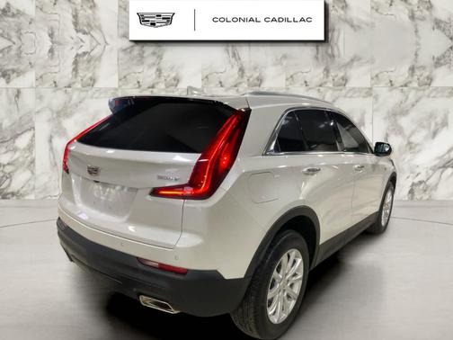 2022 Cadillac XT4 Luxury