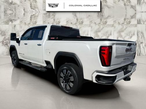 2024 GMC Sierra 2500 Denali