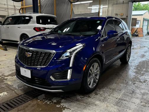 2023 Cadillac XT5 Premium Luxury