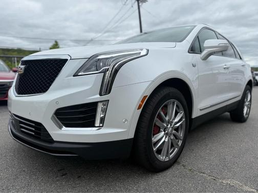 2023 Cadillac XT5 Sport