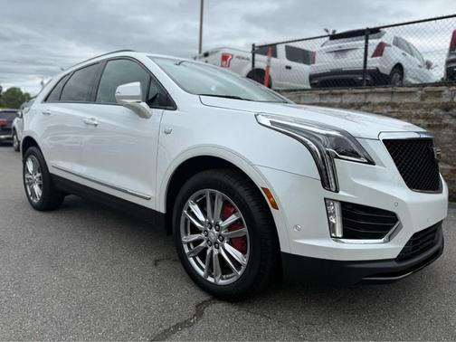 2023 Cadillac XT5 Sport