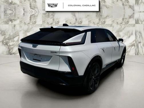 2025 Cadillac LYRIQ Sport