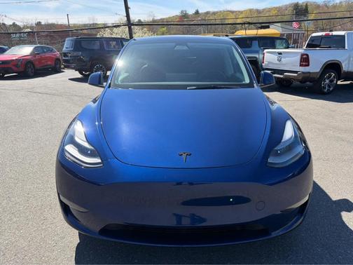 Deep Blue Metallic 2021 Tesla Model Y Performance