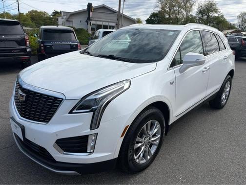 Crystal White Tri-Coat 2020 Cadillac XT5 Premium Luxury
