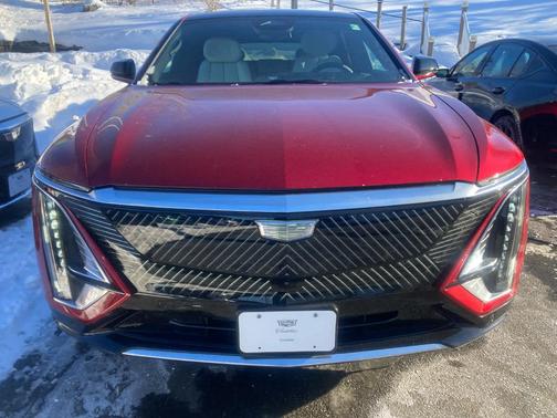 2024 Cadillac LYRIQ Luxury