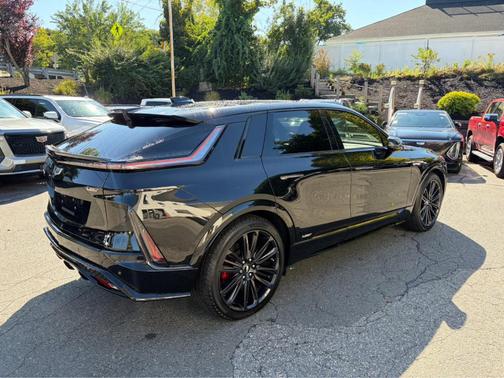 Stellar Black Metallic 2026 Cadillac LYRIQ V Premium