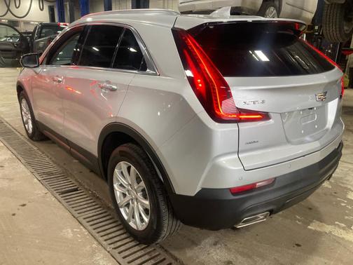 2022 Cadillac XT4 Luxury