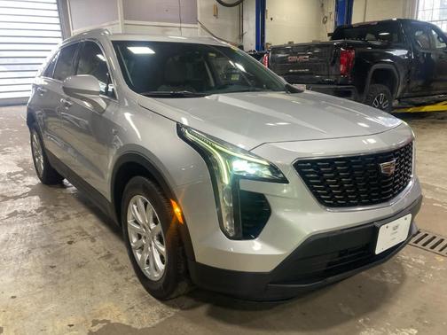 2022 Cadillac XT4 Luxury