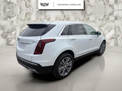 Crystal White Tri-Coat 2025 Cadillac XT5 Premium Luxury