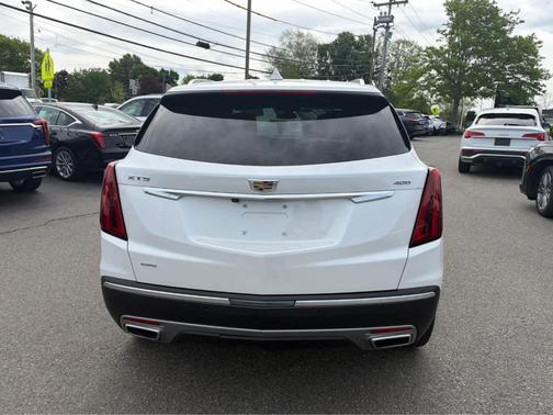 Crystal White Tri-Coat 2025 Cadillac XT5 Premium Luxury
