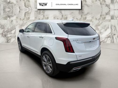 Crystal White Tri-Coat 2025 Cadillac XT5 Premium Luxury