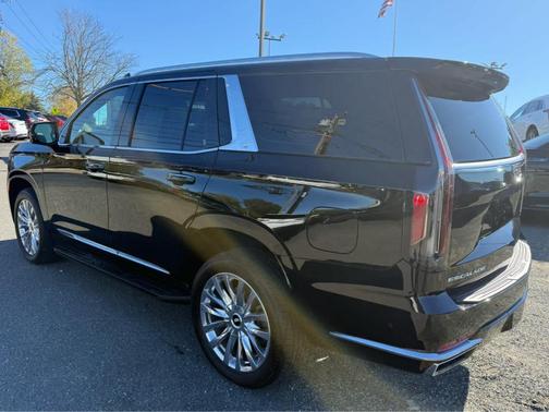 2023 Cadillac Escalade Premium Luxury