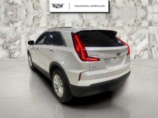 2024 Cadillac XT4 Luxury