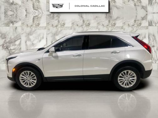 2024 Cadillac XT4 Luxury