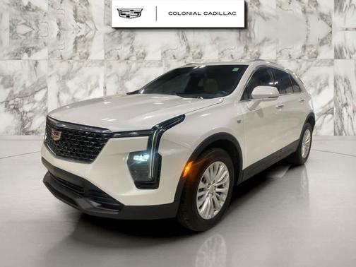 2024 Cadillac XT4 Luxury