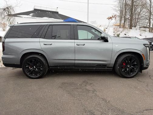 2025 Cadillac Escalade Sport