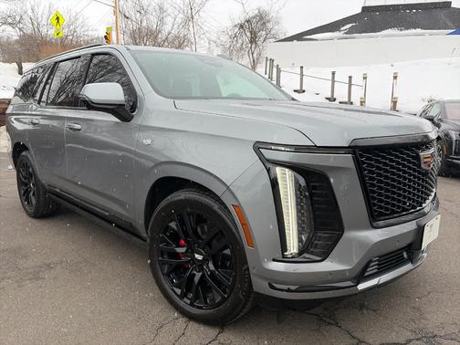 2025 Cadillac Escalade Sport